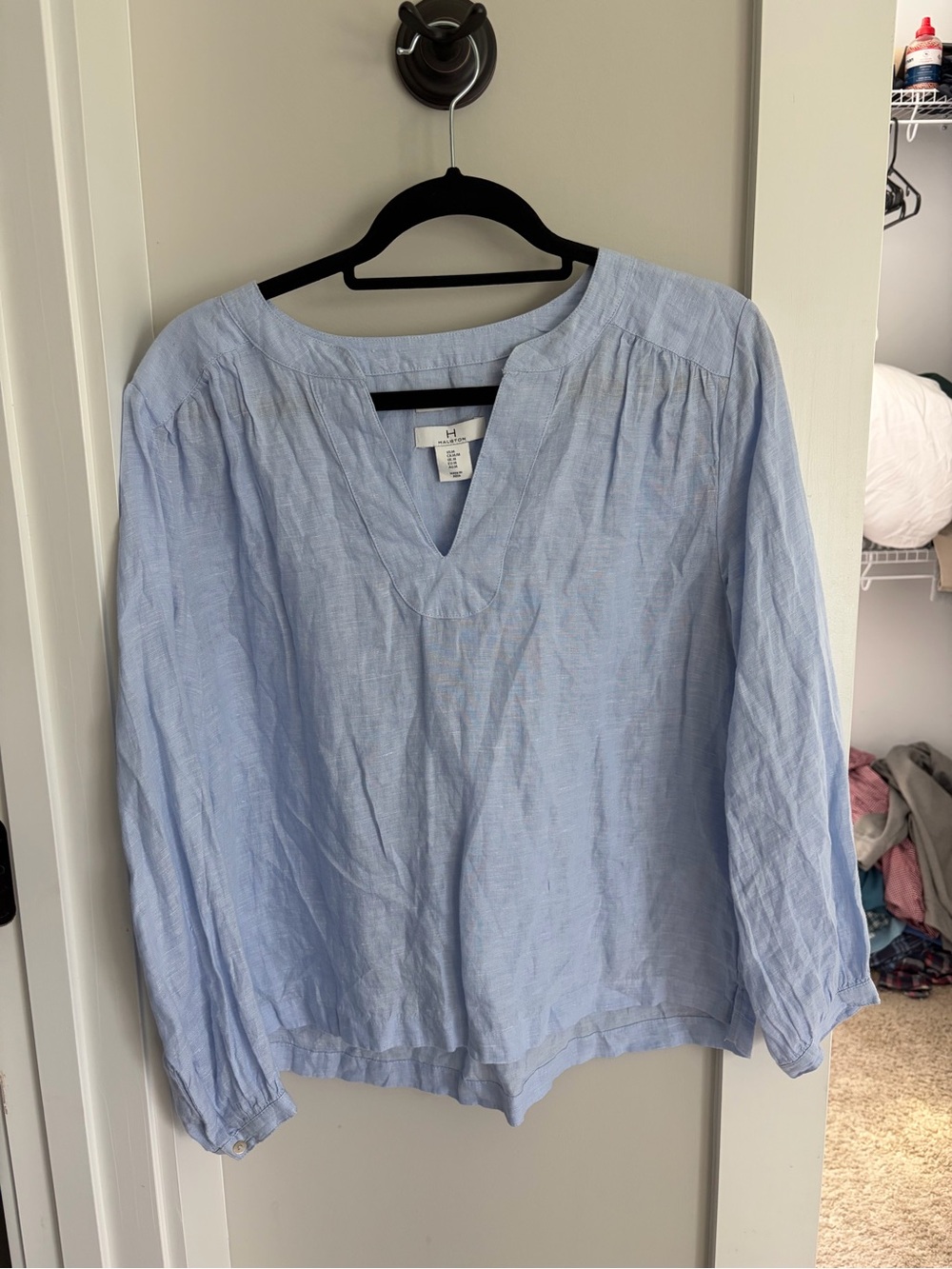 Halston Light Blue Women's Long-Sleeve V-Neck Top